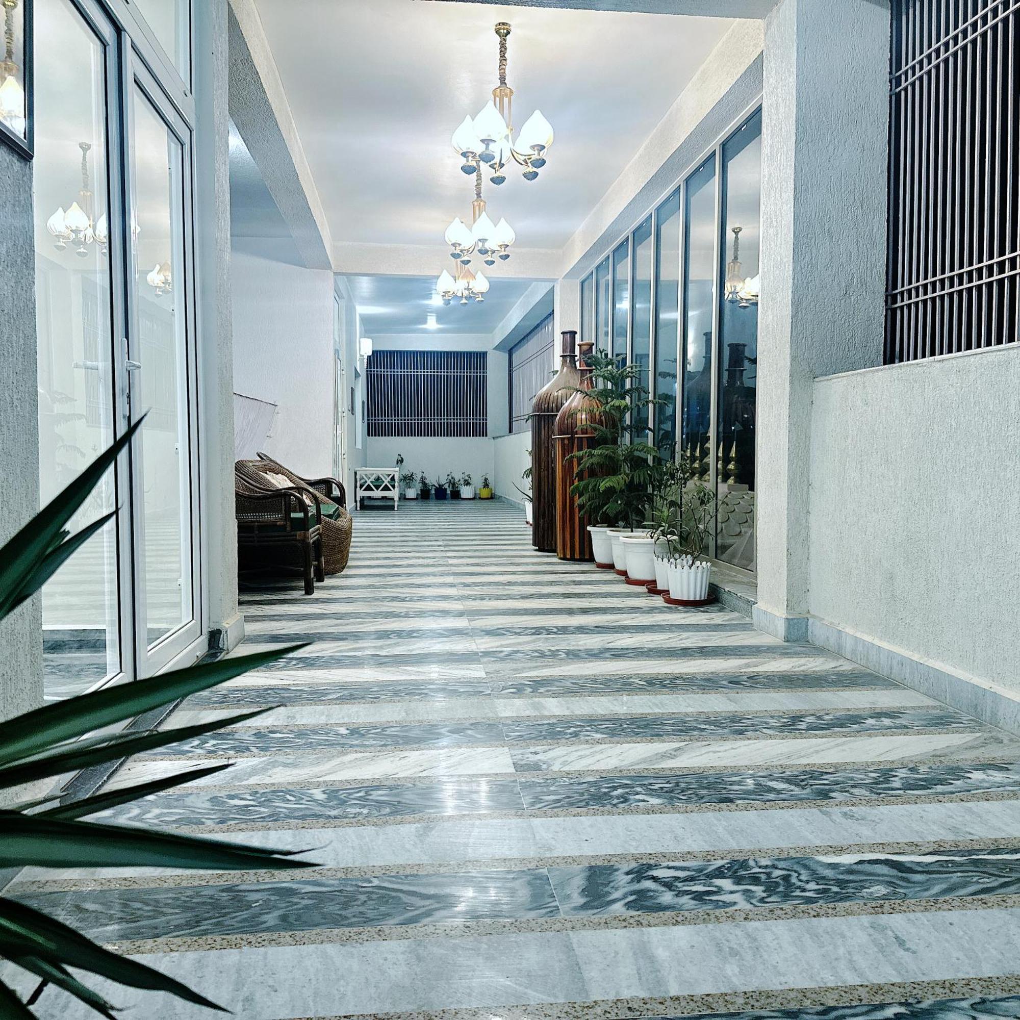 Vraj Vilas Vrindavan Exterior photo